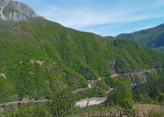 Penzion Bujtina Aliaj Tropoje